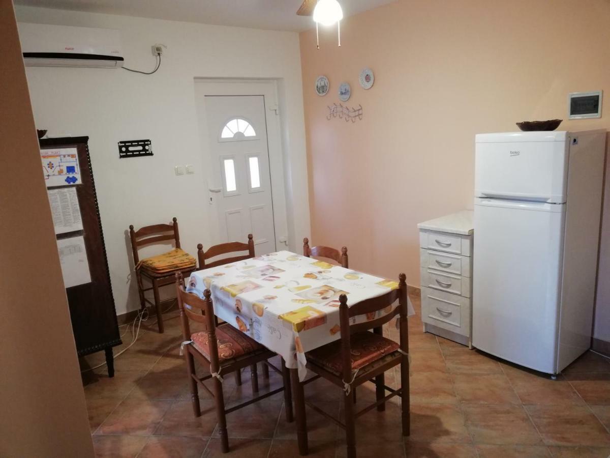 Apartman Ribaric マリ・ロシニュ エクステリア 写真